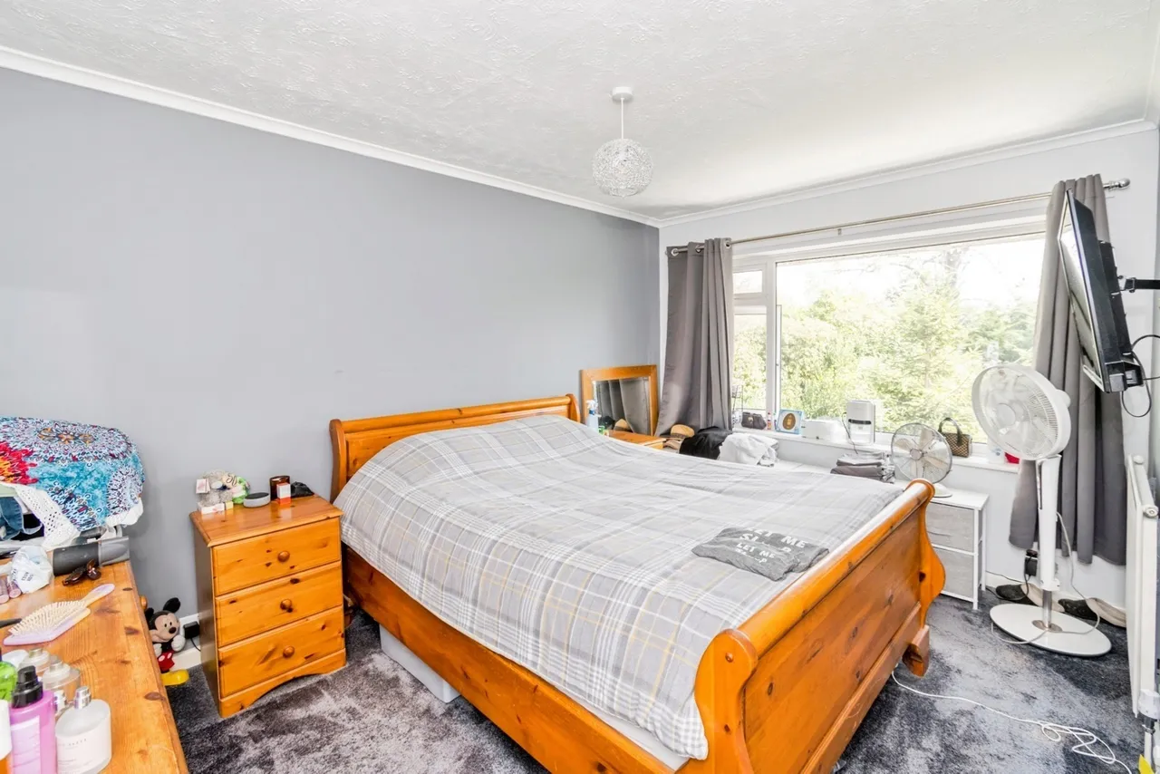 Kings Close, Lyndhurst, SO43, photo 11