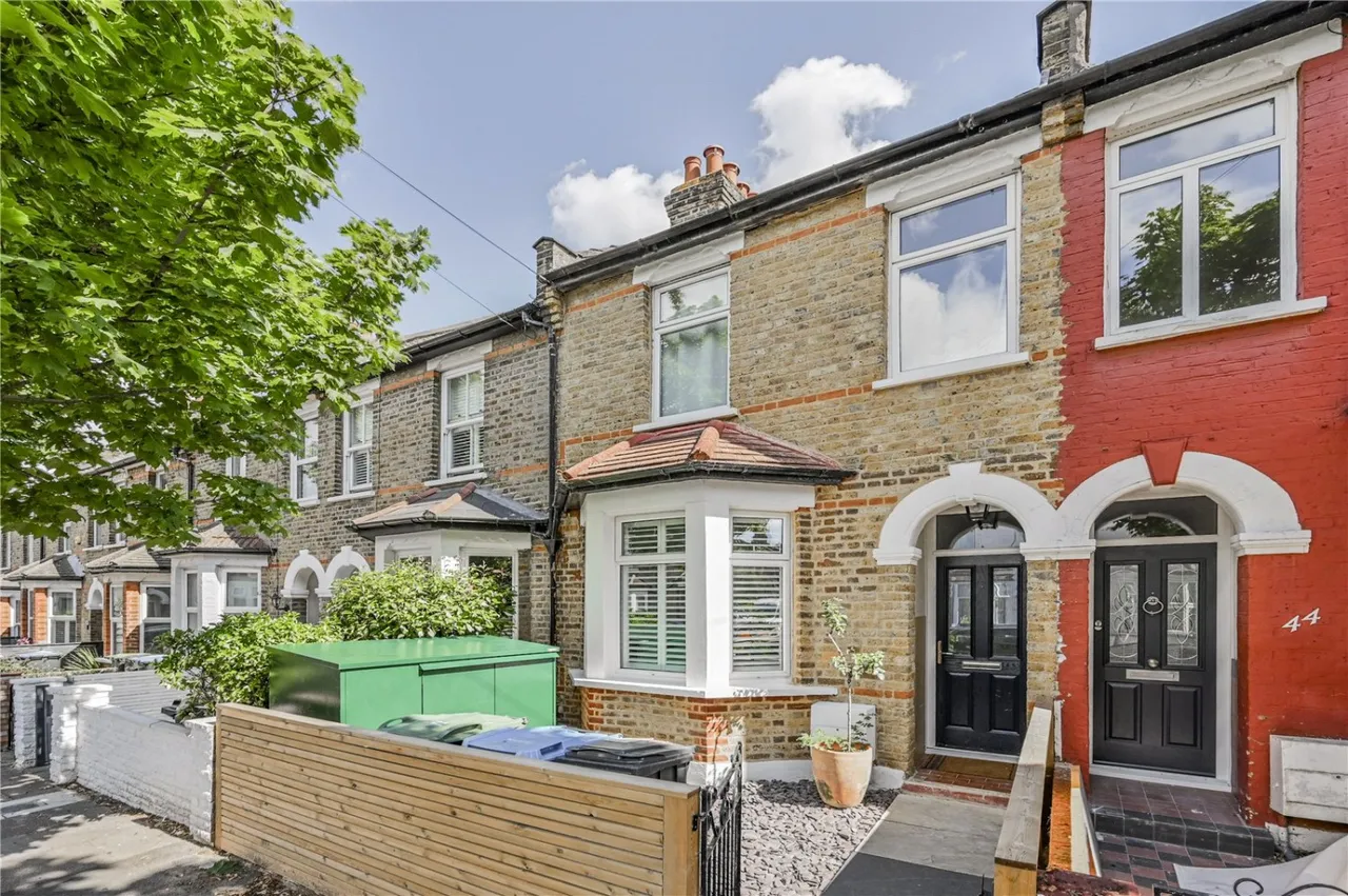 4 bed house for sale, Stanley Road, Southgate, N11