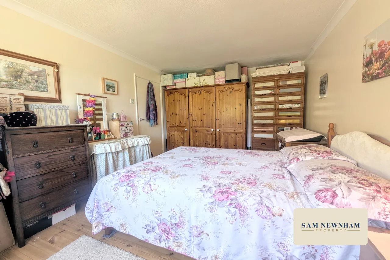 Greenlydd Close, Niton, PO38, photo 11