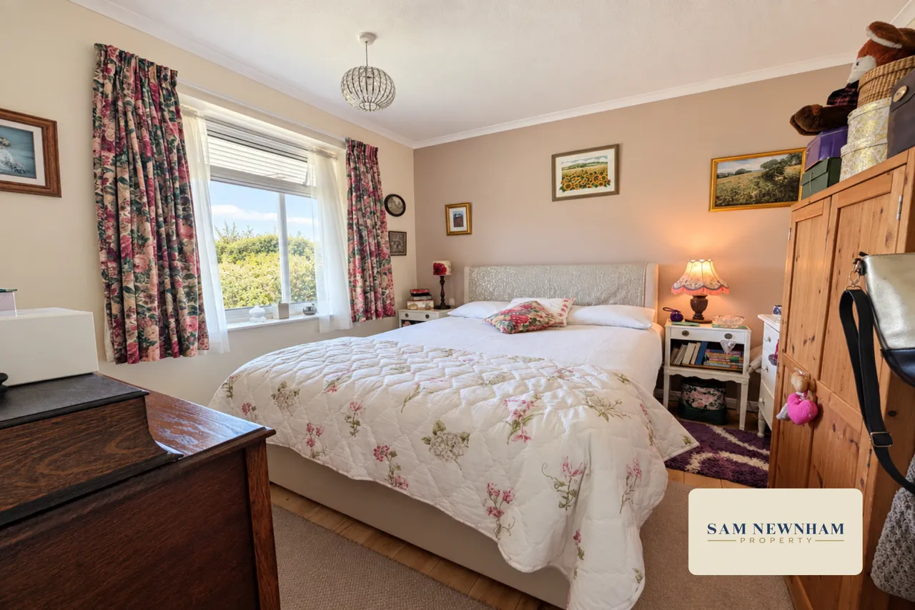 Greenlydd Close, Niton, PO38, photo 14