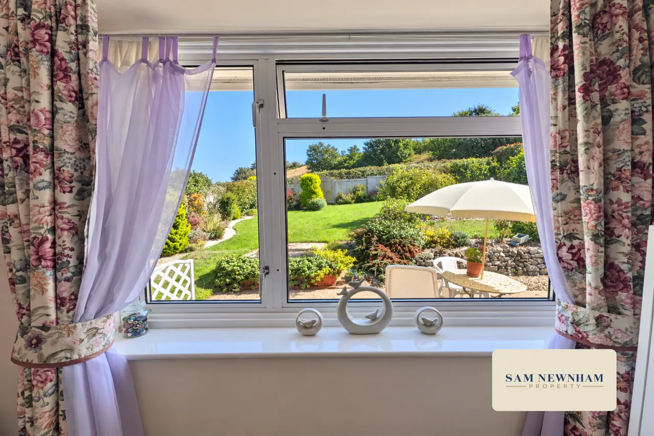 Greenlydd Close, Niton, PO38, photo 12