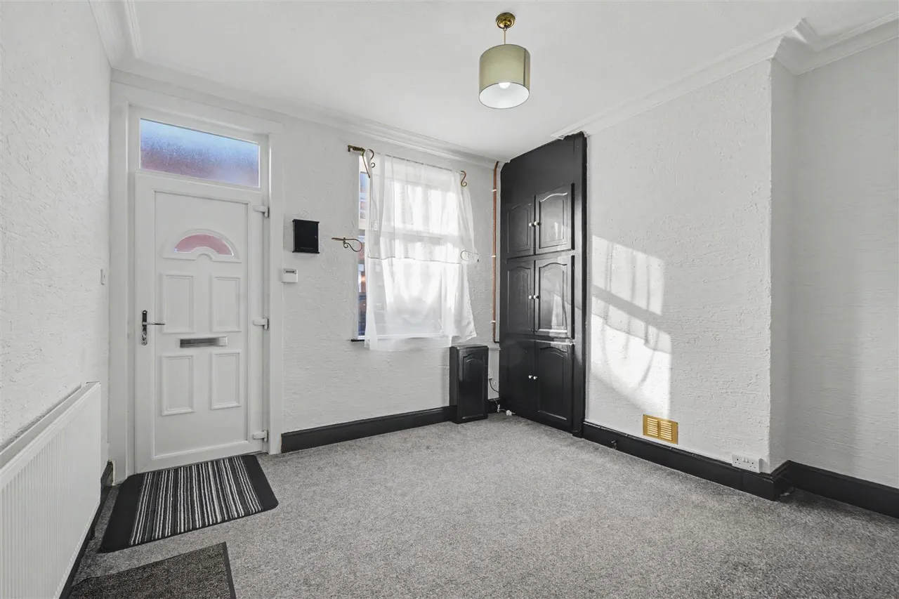 Conisborough Terrace, Nottingham, NG2, photo 3
