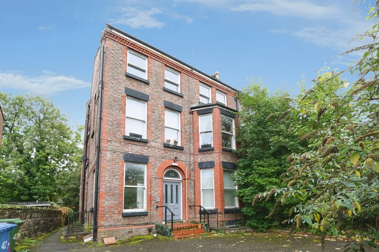 2 bed flat for sale, Croxteth Road, Liverpool, L8