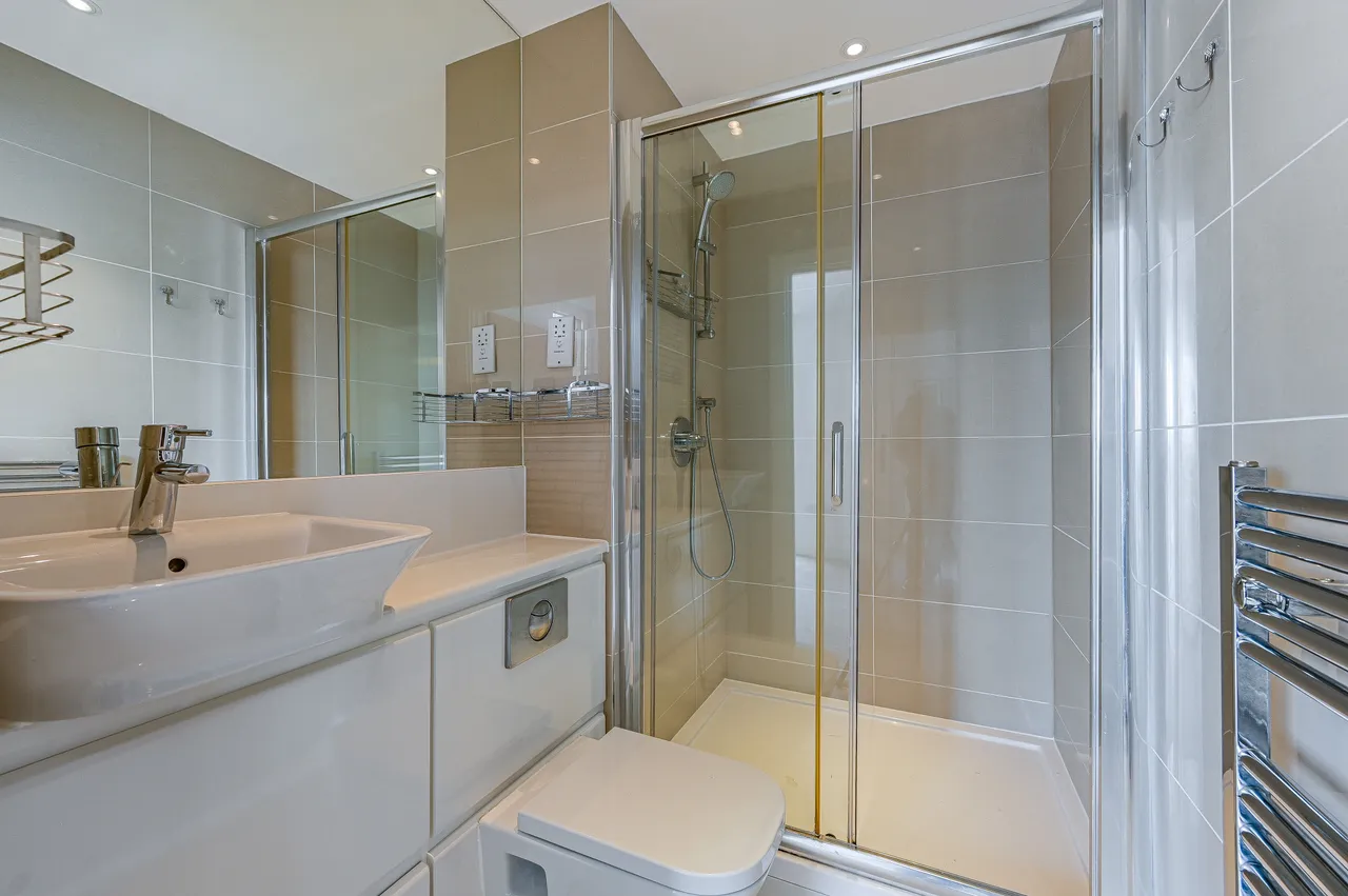 130 Bellville House, 2 John Donne Way, London, photo 8