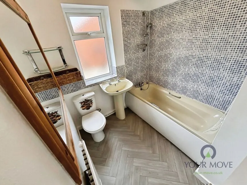 Cross Lane, Radcliffe, Greater Manchester, M26, photo 8