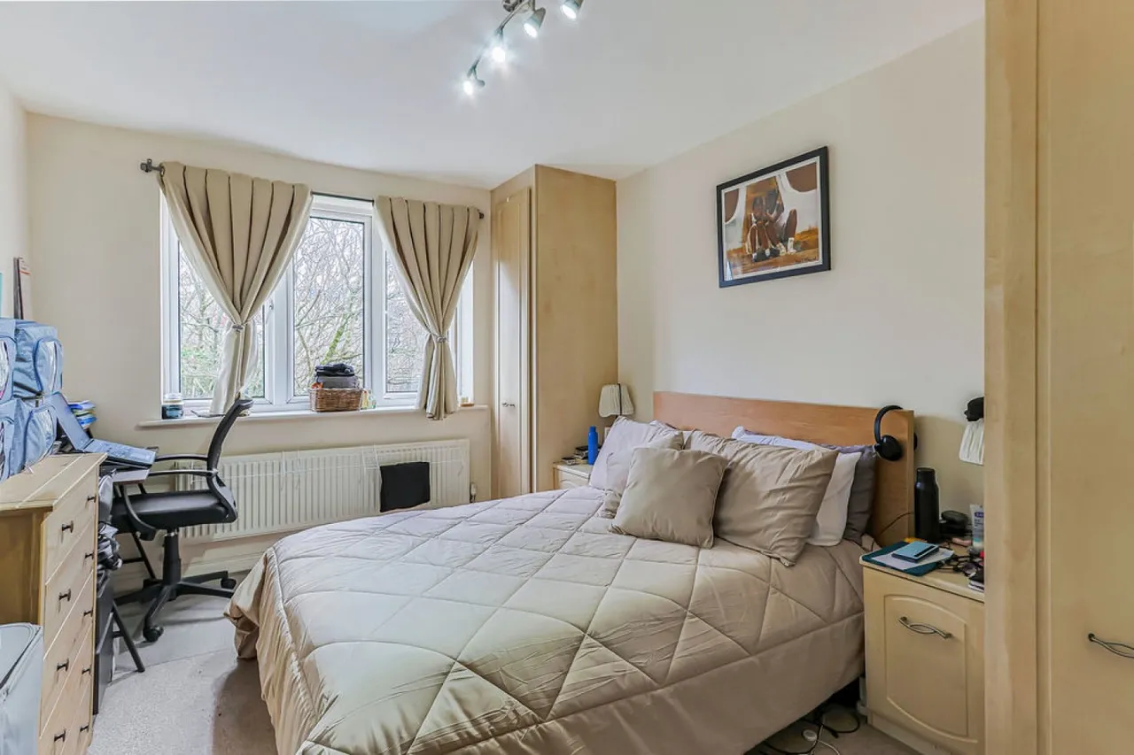 St Peters Road, Bournemouth, photo 9