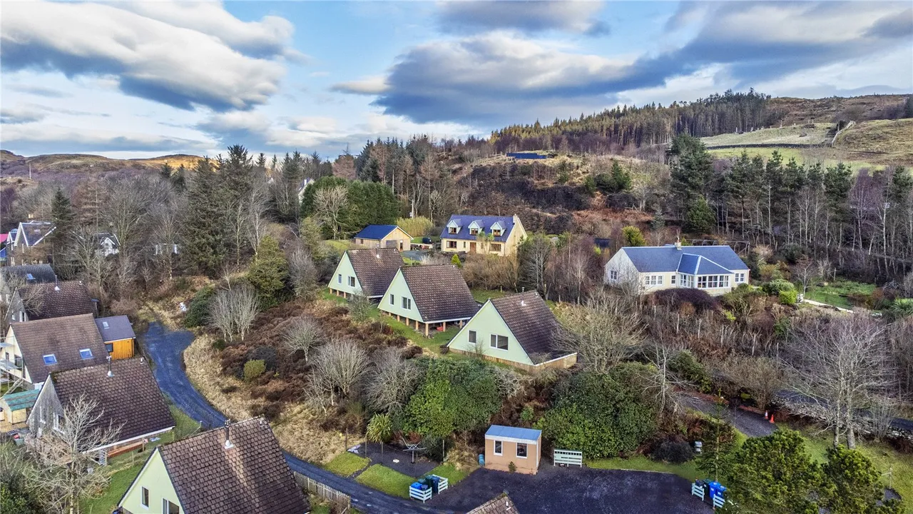 6 bed house for sale — Dervaig, Tobermory, Isle of Mull, Argyll and Bute, PA75 6QW