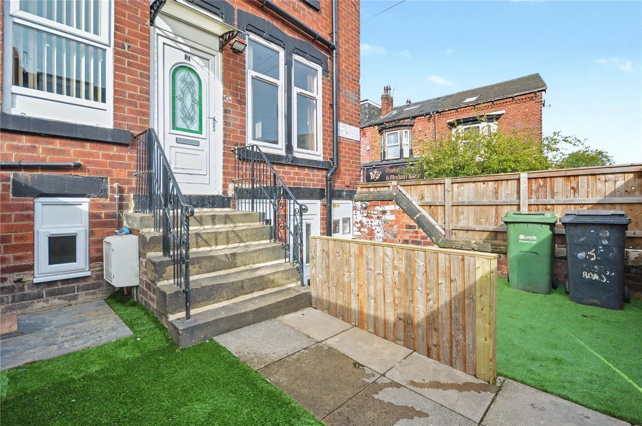 Sefton Terrace, Leeds, LS11, photo 2