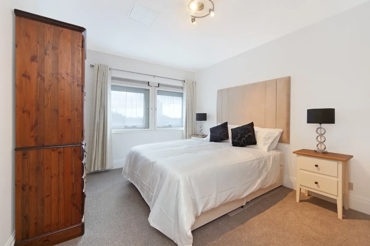 Warren House, Beckford Close London W14, photo 3
