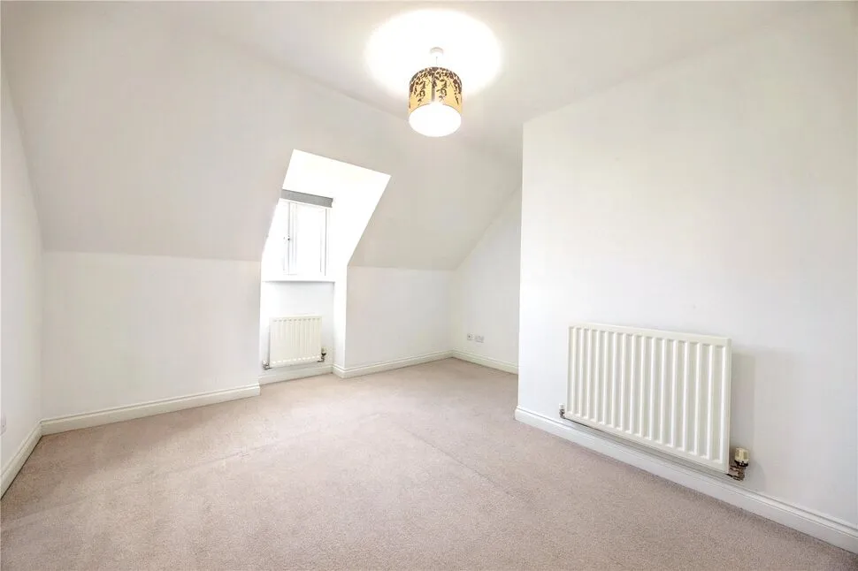 Queens Crescent, Livingston, EH54, photo 22