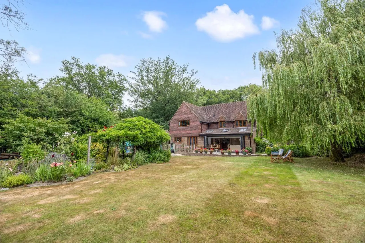 4 bed house for sale — East Grinstead Road, North Chailey, Lewes, East Sussex, BN8 4HX