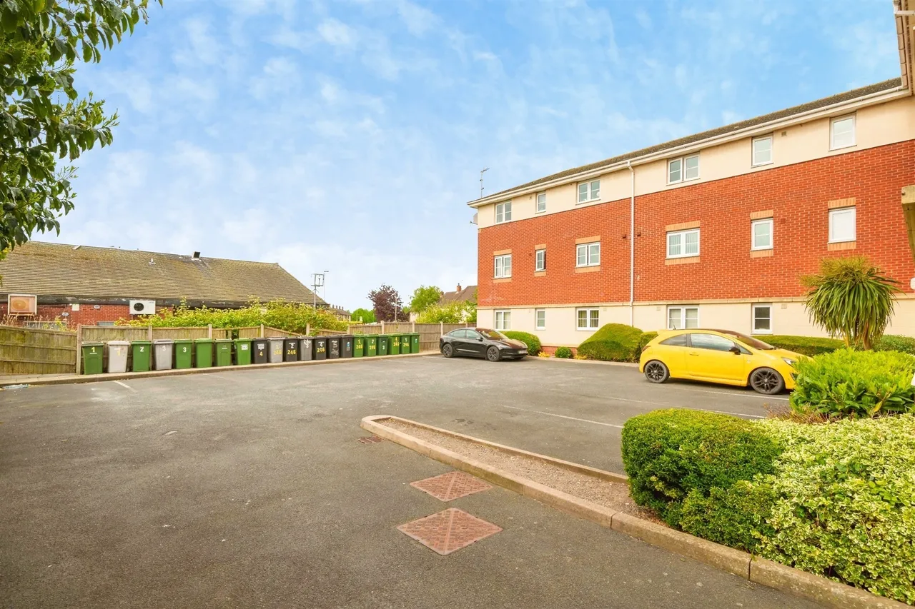 Twickenham Drive, Wirral, CH46, photo 13