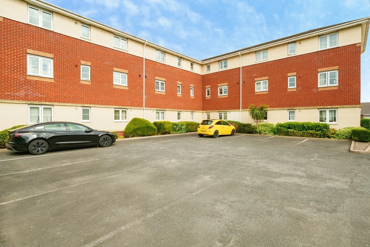 Twickenham Drive, Wirral, CH46, photo 14