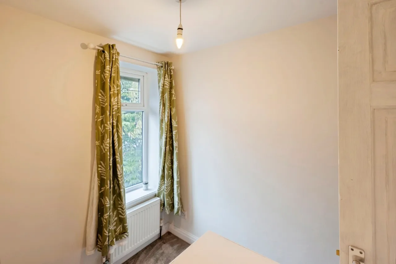 Lisbon Drive, Darwen, BB3, photo 12