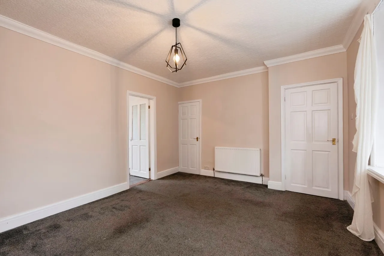 Lisbon Drive, Darwen, BB3, photo 4