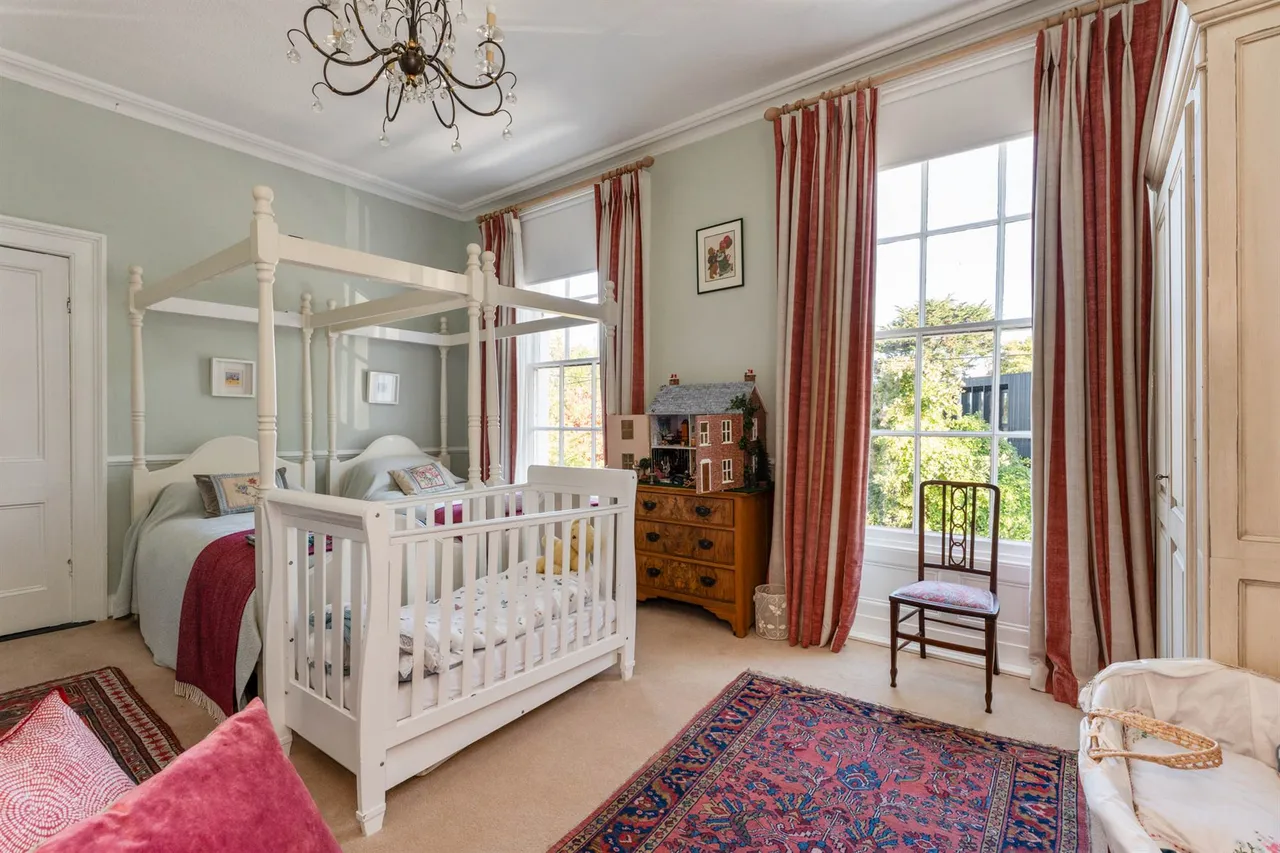 Victoria Road, Holywood, BT18, photo 21