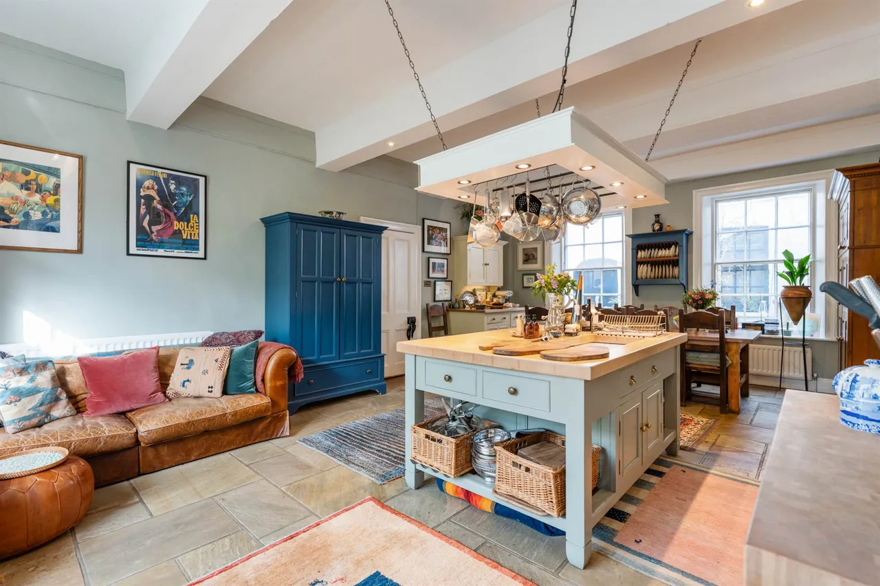 Victoria Road, Holywood, BT18, photo 12