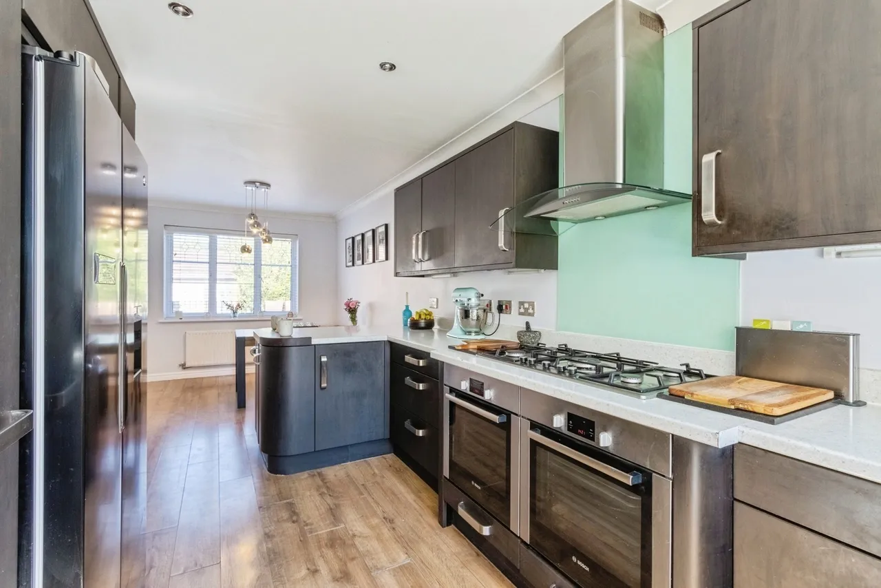 Gleneagles Drive, Normanton, West Yorkshire, WF6, photo 8