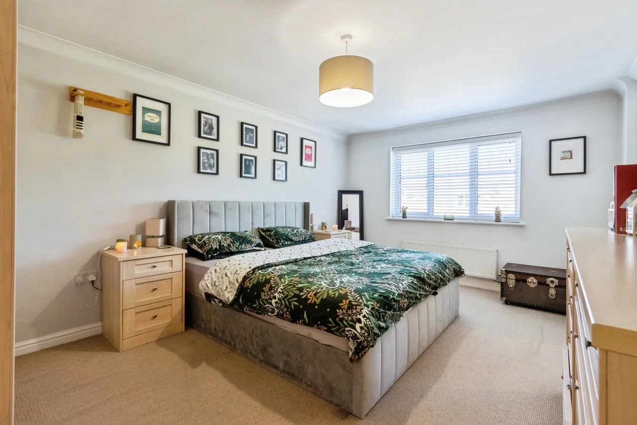 Gleneagles Drive, Normanton, West Yorkshire, WF6, photo 12