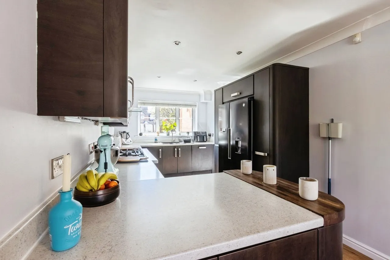 Gleneagles Drive, Normanton, West Yorkshire, WF6, photo 10