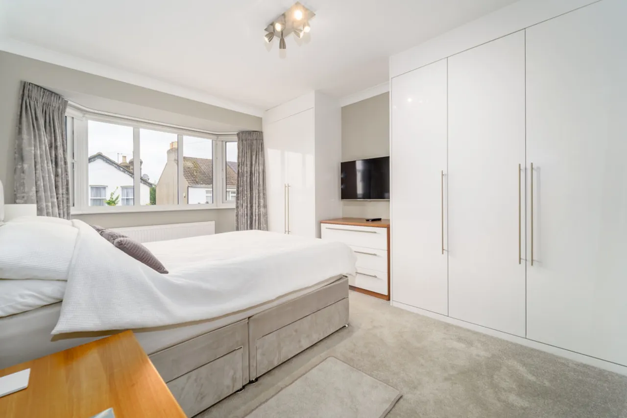 Oakfield Road, Ashford, photo 11