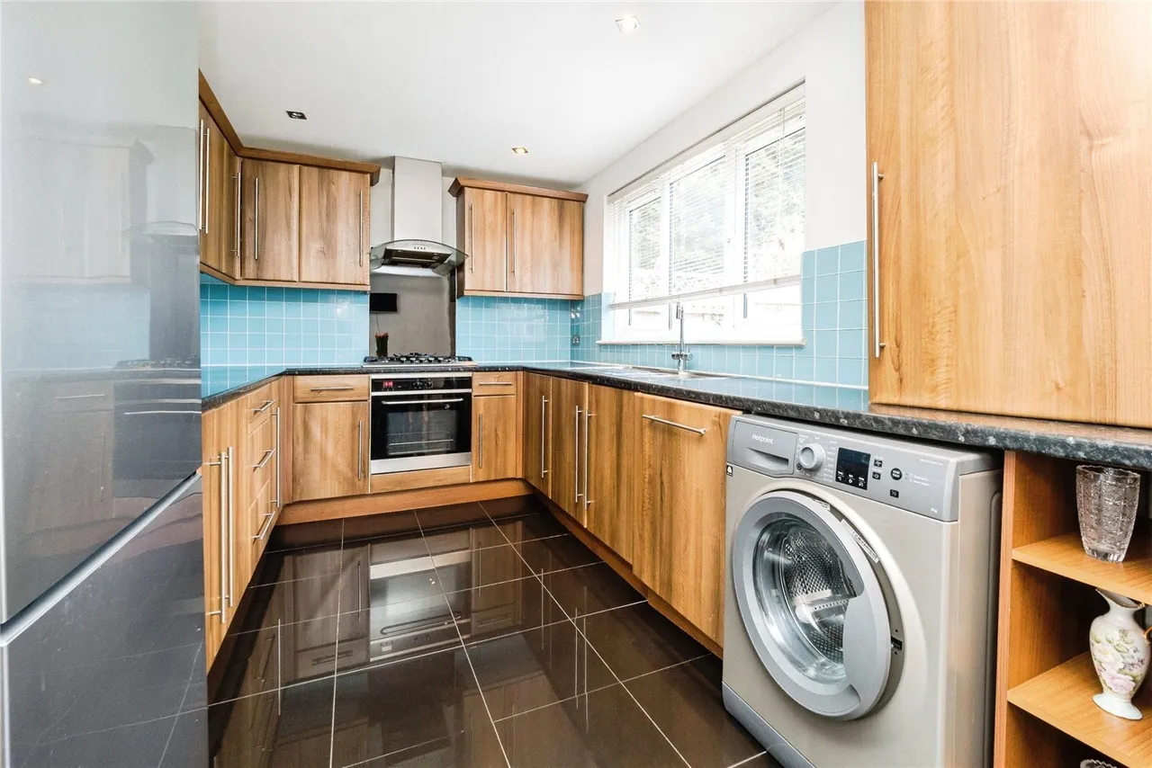 Ashingdon Close, Chingford, E4, photo 5