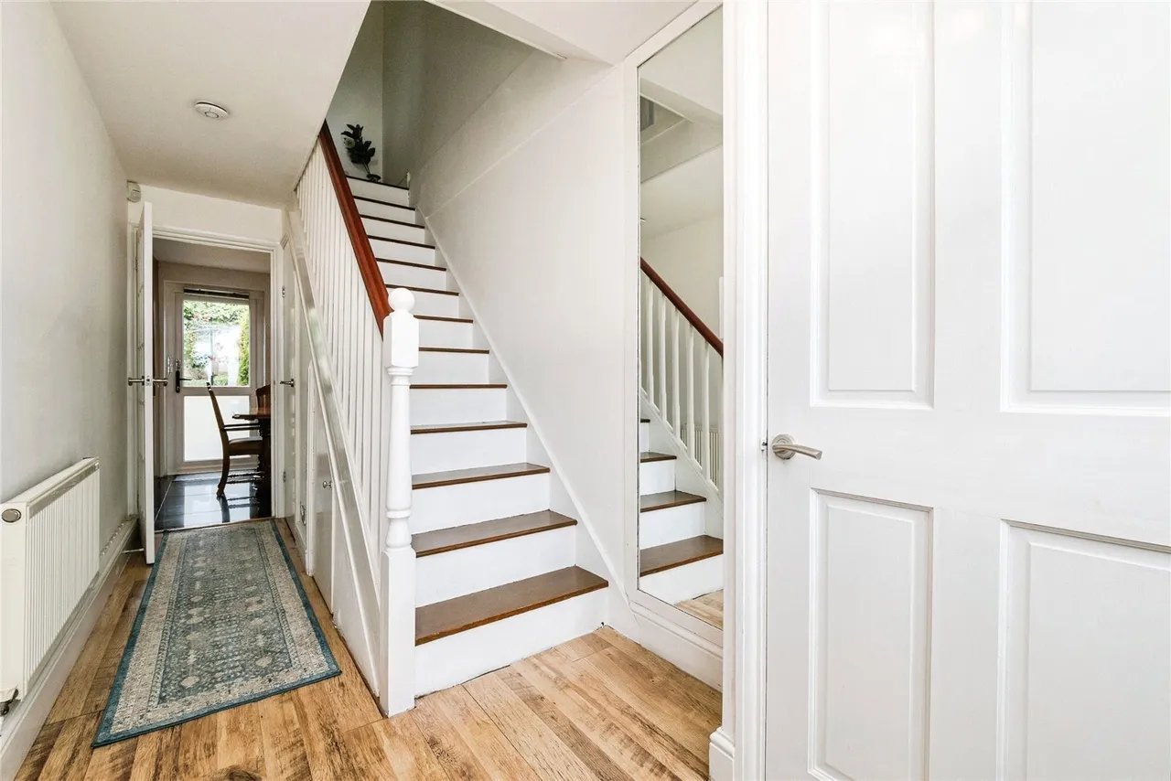 Ashingdon Close, Chingford, E4, photo 7