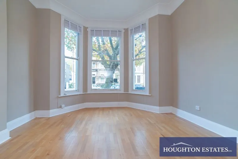 Warwick Avenue Maida Vale, London W9 2PP, photo 6