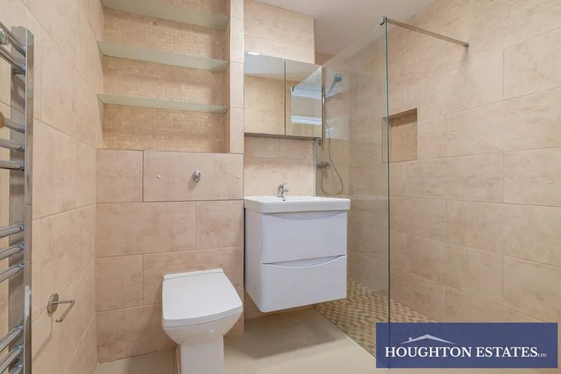 Warwick Avenue Maida Vale, London W9 2PP, photo 13