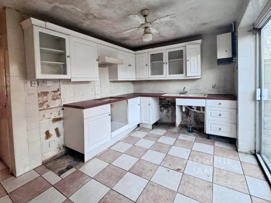 Laureate Close, Llanrumney, CF3, photo 5