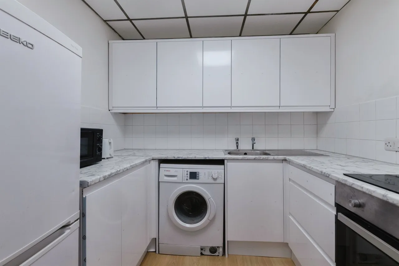 Holdenhurst Road, Bournemouth, BH8, photo 10