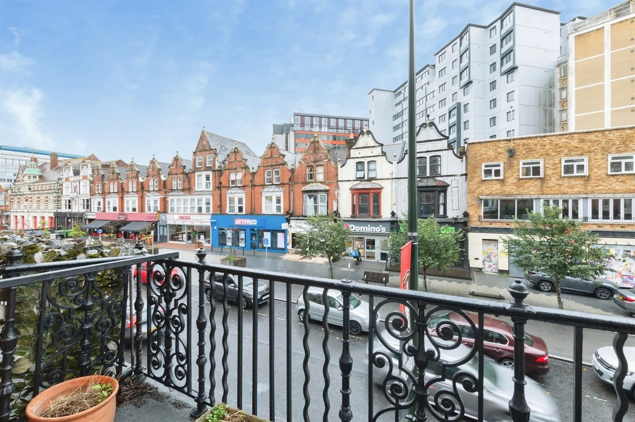 1 bed flat for sale, Holdenhurst Road, Bournemouth, BH8