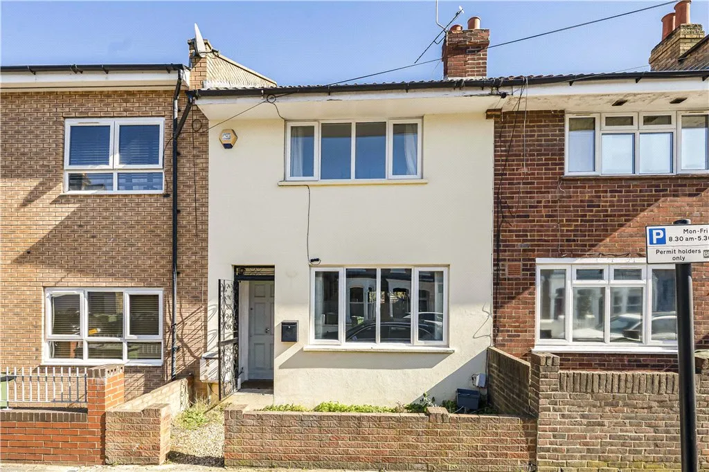 2 bed house to rent, Talma Road, London, SW2
