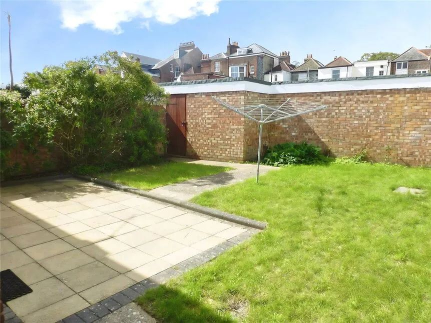 St. Pauls Road, Southsea, PO5, photo 5