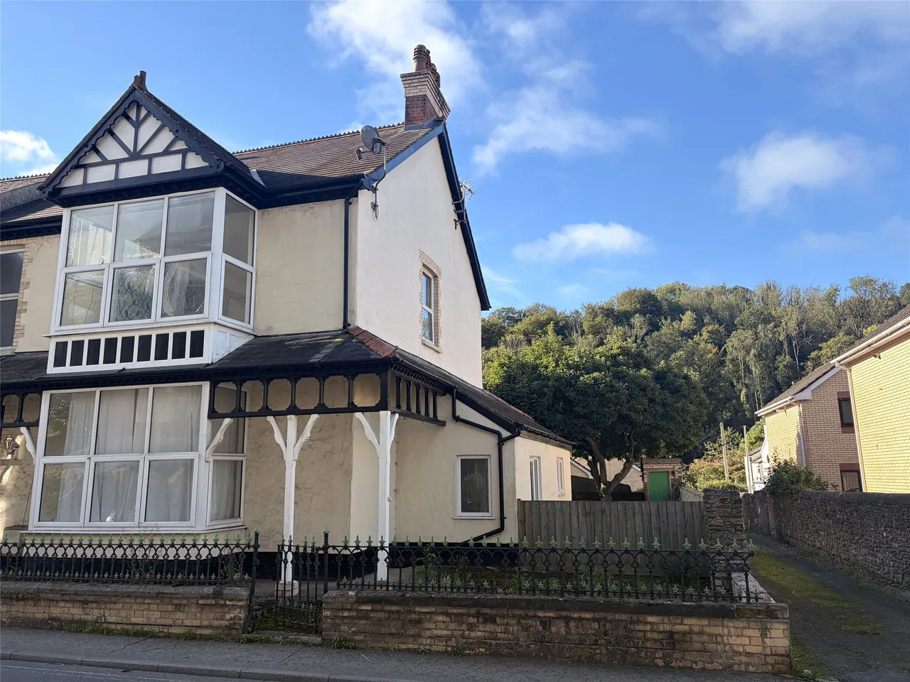 5 bed house to rent, King Street, Combe Martin, EX34