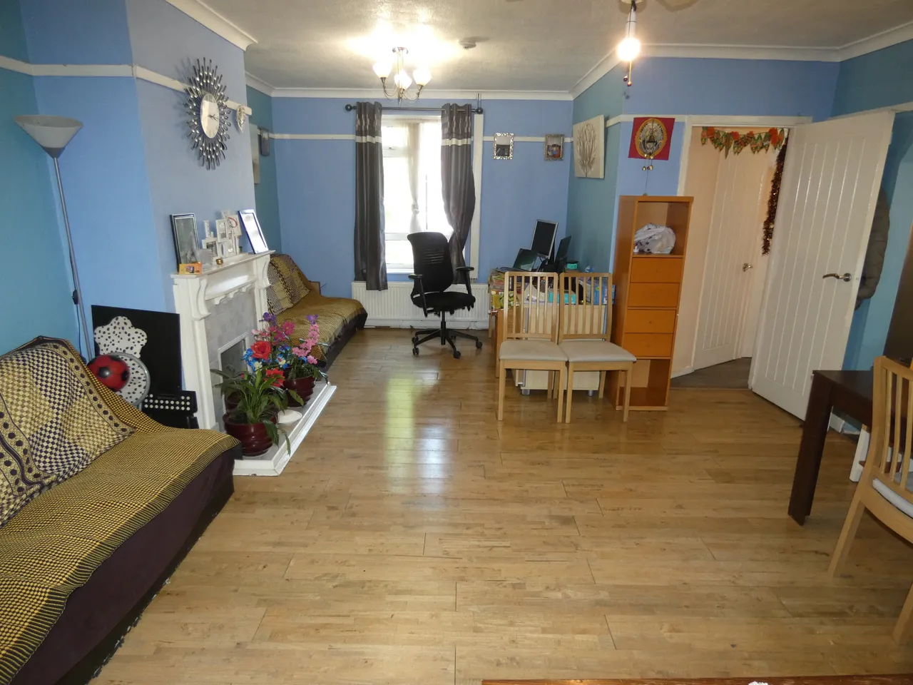 Abbey Drive, LUTON, photo 2