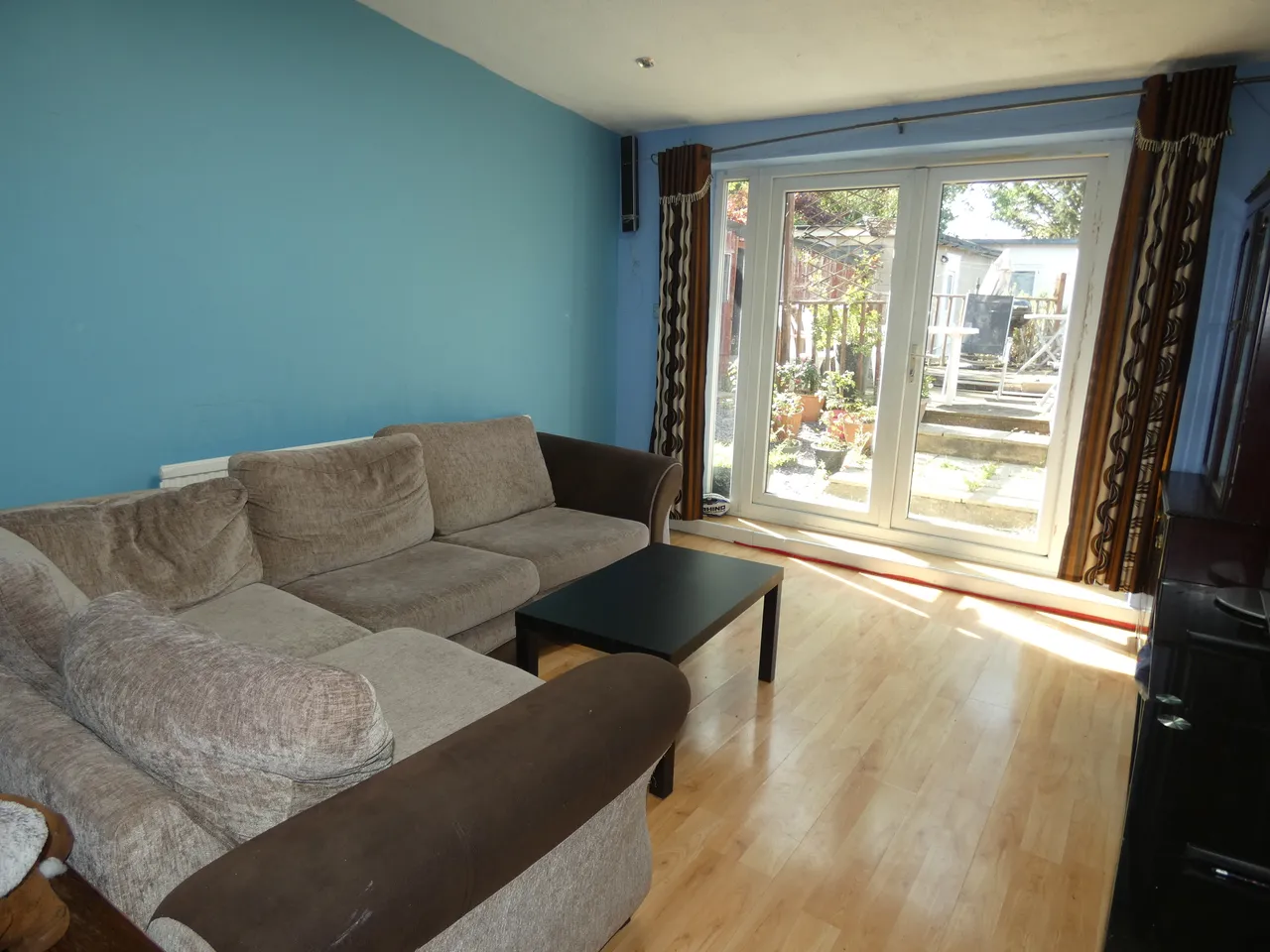 Abbey Drive, LUTON, photo 4