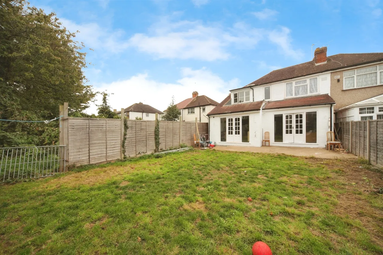 Mayne Avenue, Luton, LU4, photo 2
