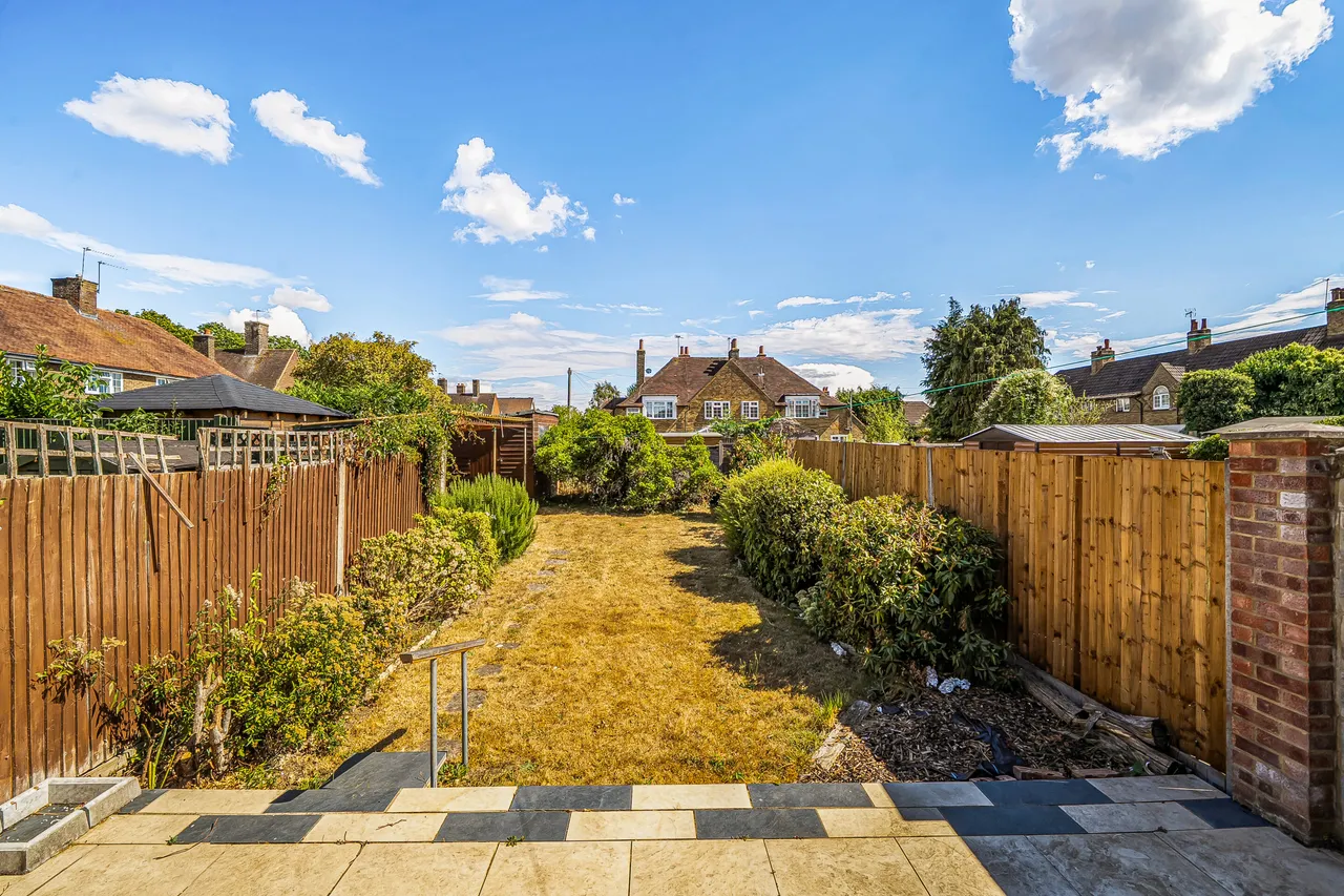 Manor Close, Ruislip, HA4, photo 4