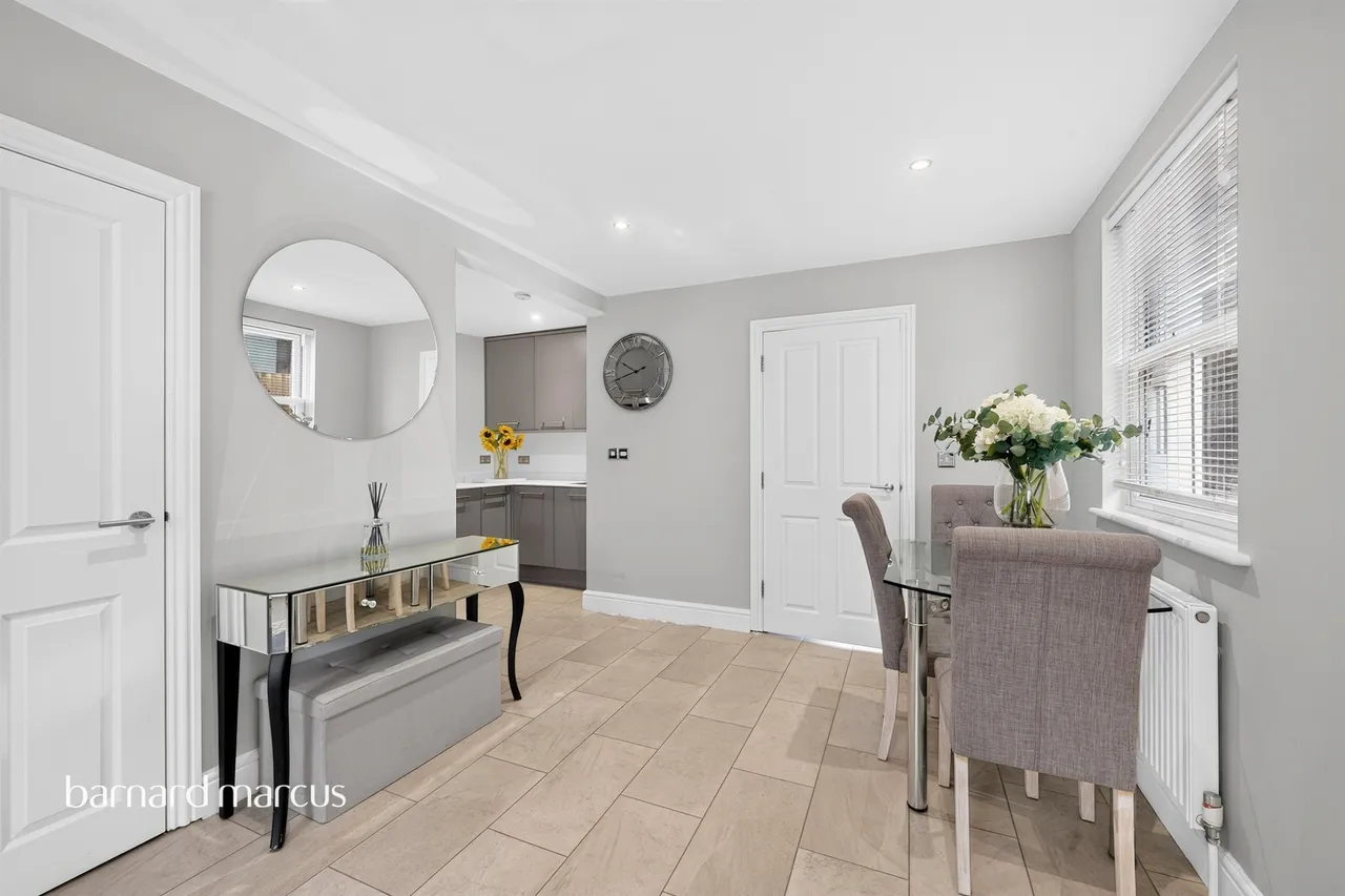 Washington Road, Worcester Park, photo 10