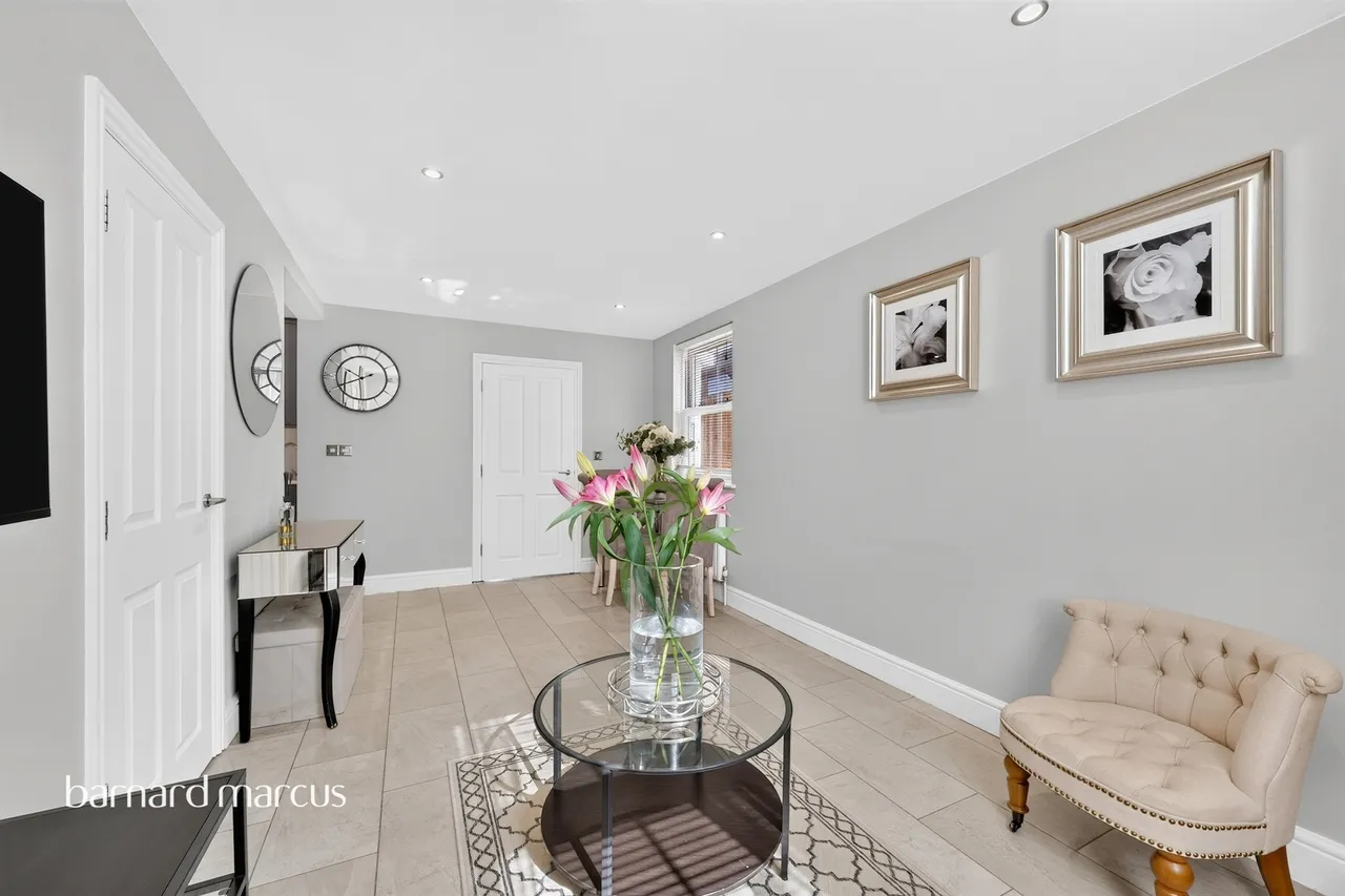 Washington Road, Worcester Park, photo 11