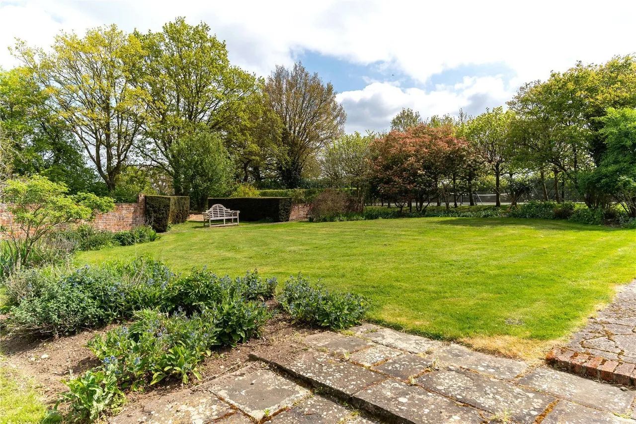 Lamb Lane, Sible Hedingham, CO9, photo 43