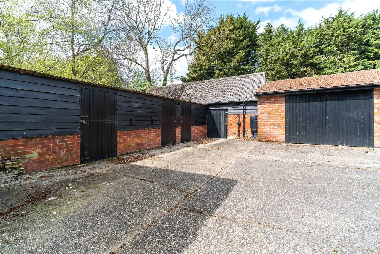 Lamb Lane, Sible Hedingham, CO9, photo 36