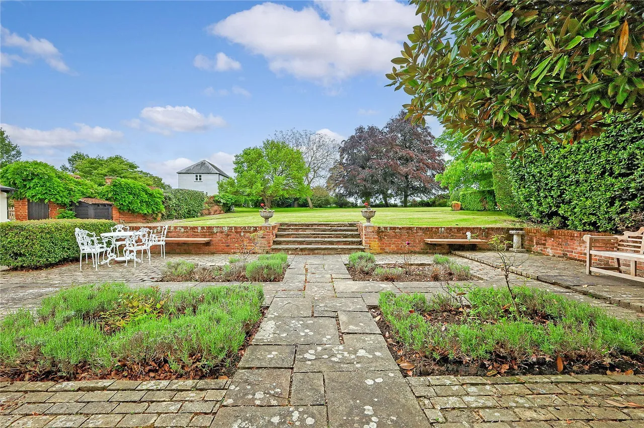 Lamb Lane, Sible Hedingham, CO9, photo 39
