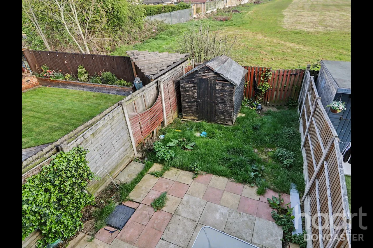 Coniston Drive, Balby, DN4, photo 4