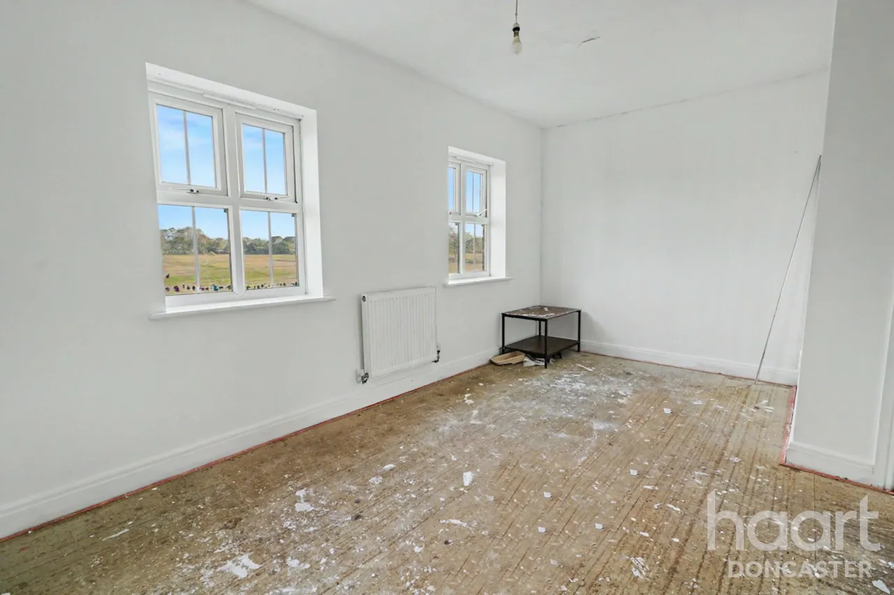 Coniston Drive, Balby, DN4, photo 16