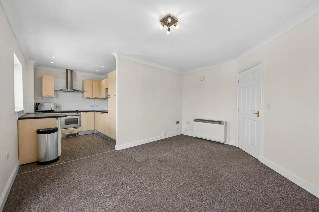Palmyra Square North, Warrington, WA1, photo 12