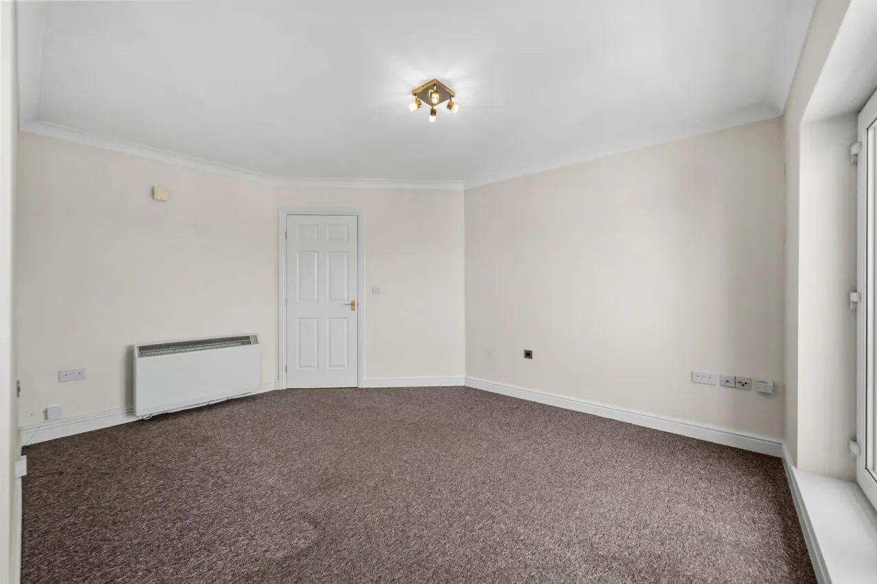 Palmyra Square North, Warrington, WA1, photo 17