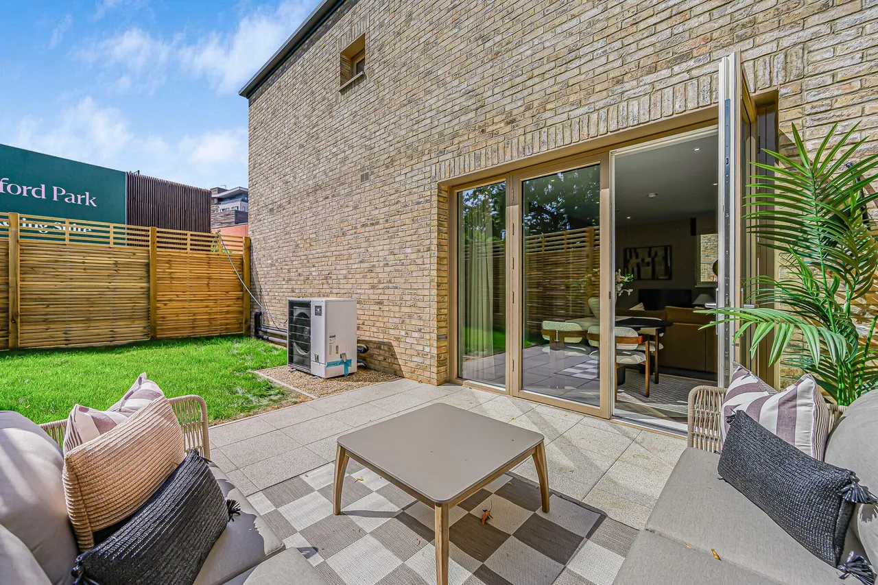 Twyford Park, Twyford Abbey Road, Lon..., photo 7
