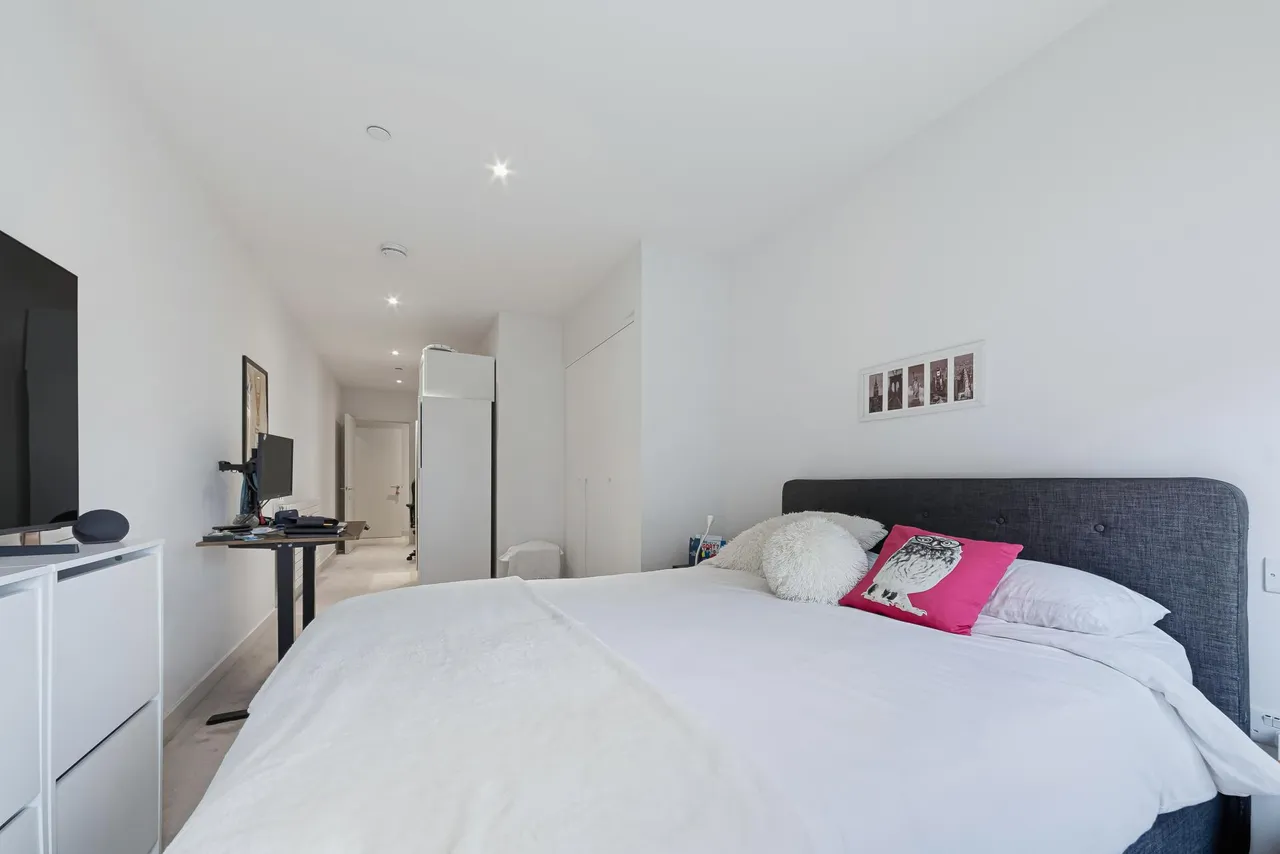 Schooner Road, London, E16, photo 12